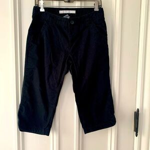 Old navy black cotton Capri pants 4